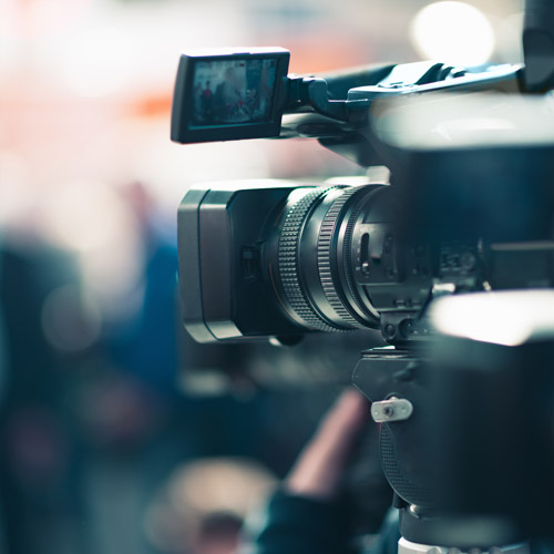 corto_cinecicleta_(10_min),_made_in_spain_(coke_riobóo_-_11_min),_binta_y_la_gran_idea_(javier_fesser_-_29_min)_y_bienvenidos_(javier_fesser_-_28_min)