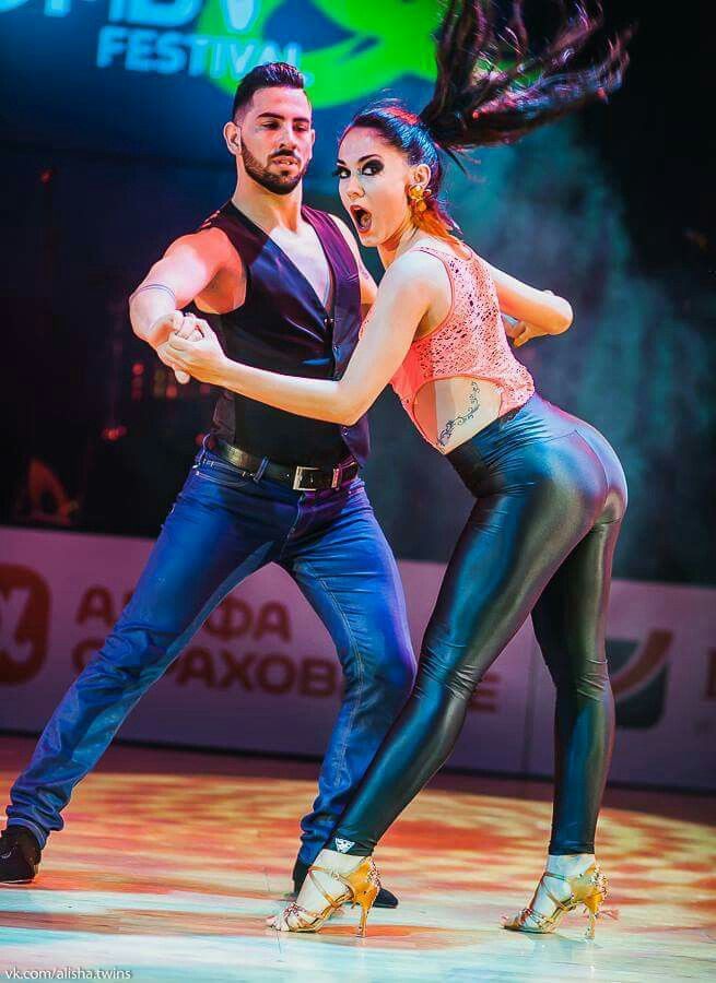 clases_de_bachata_&amp;_salsa_(gratis)